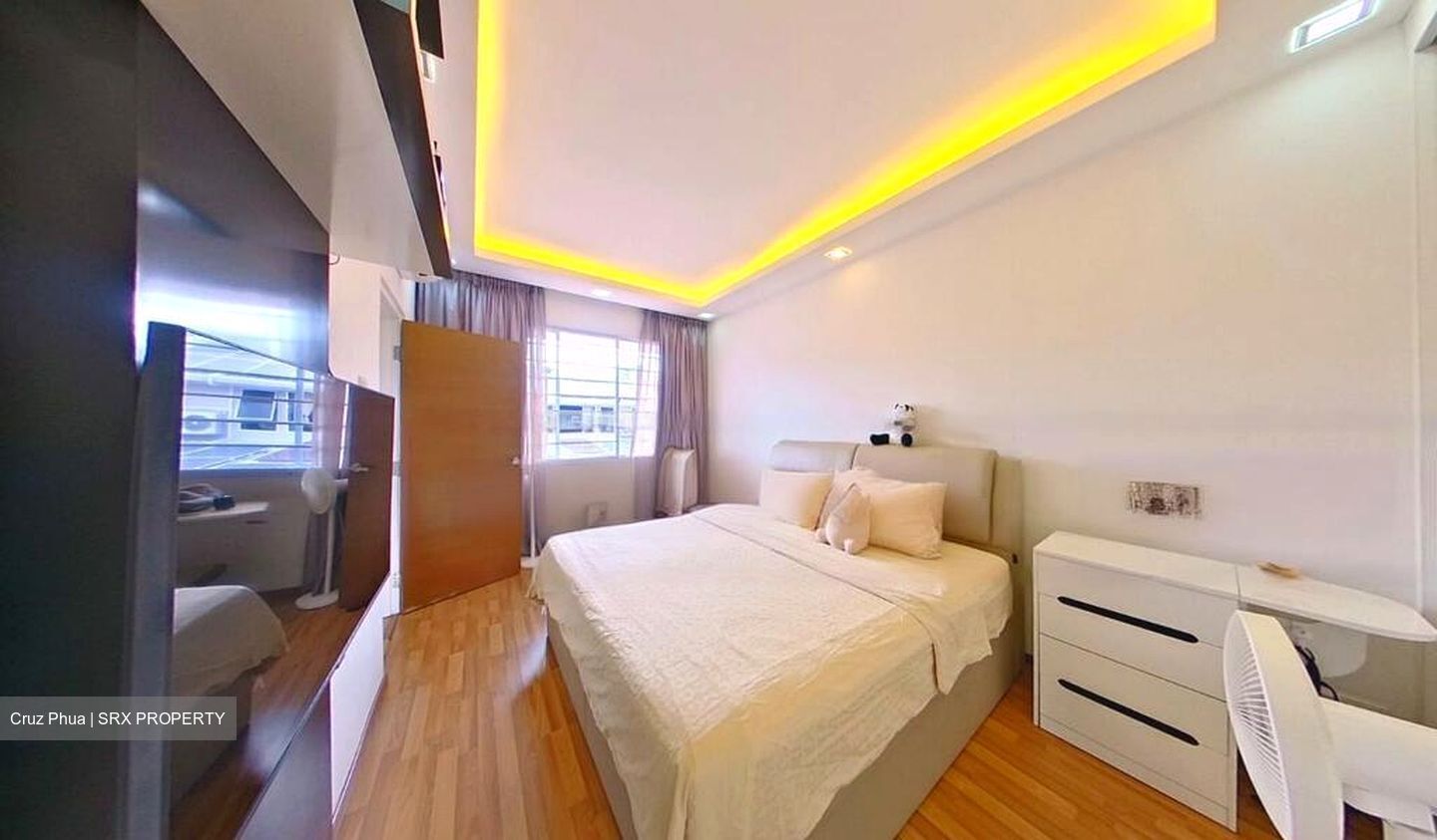 Serangoon Park (D13), Terrace #484788911